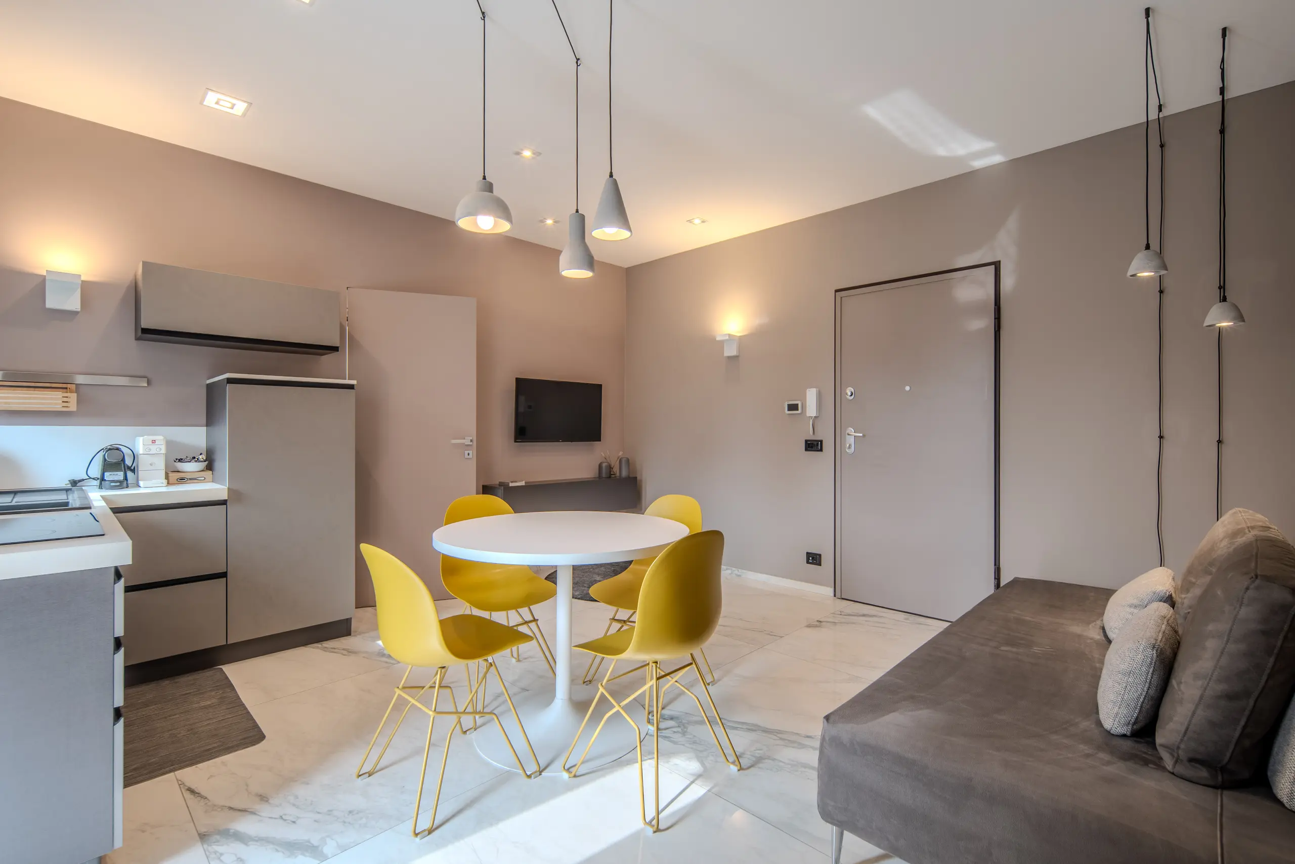 Interno 5