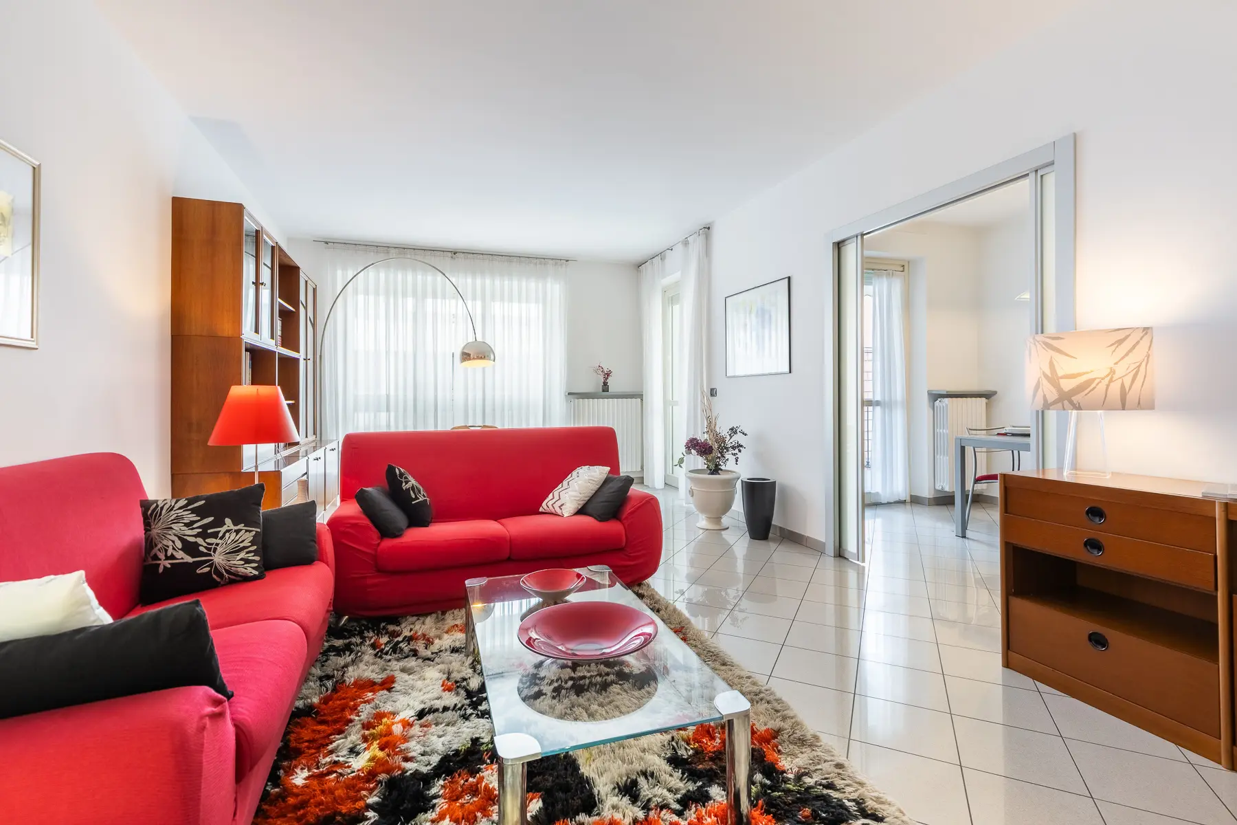 Luce Apartment with free parking
