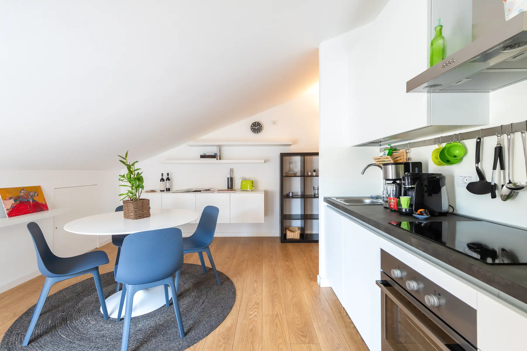Modern Apartment With Double Terrace and Free Parking